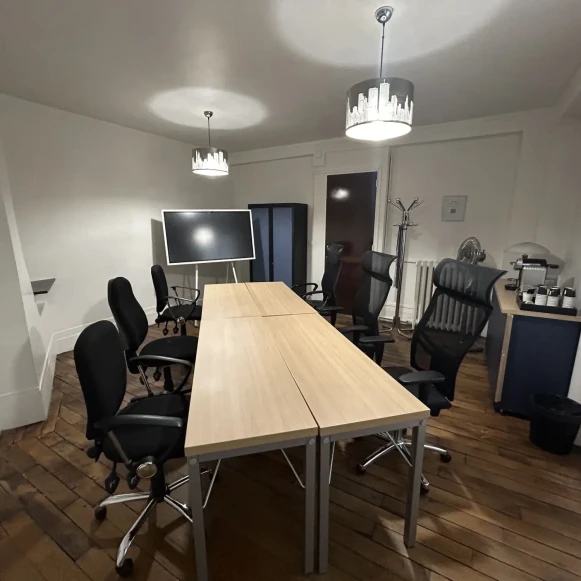 Bureau privé 12 m² 2 postes Coworking Boulevard Voltaire Paris 75011 - photo 4