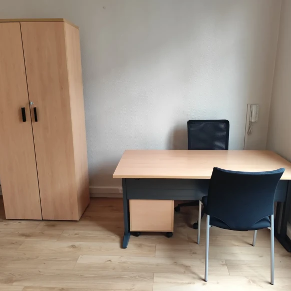 Bureau privé 13 m² 1 poste Coworking Rue Réaumur Paris 75002 - photo 2