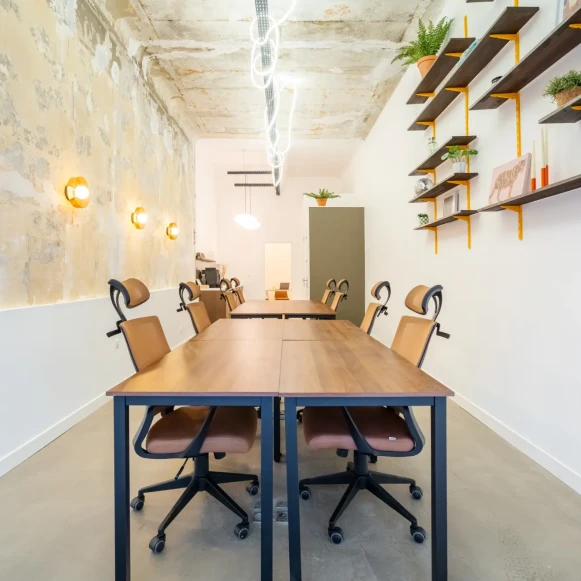 Open Space  8 postes Location bureau Rue Berlioz Marseille 13006 - photo 9