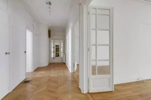 Espace indépendant - 75017 - 15 postes - 5300€