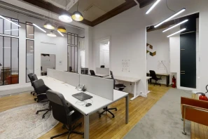 Bureau privé - 75010 - 4 postes - 2250€