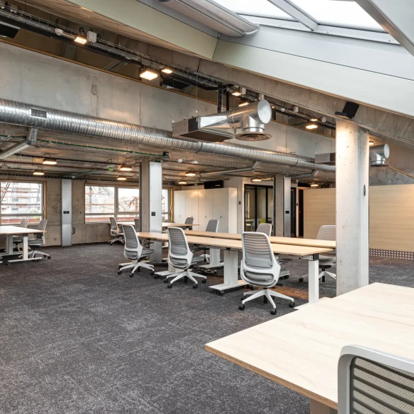 Bureau privé 2 121 m² 238 postes Location bureau Rue de la Gare d'Orléans Bordeaux 33100 - photo 6
