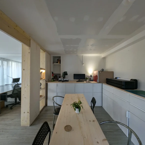 Open Space  4 postes Location bureau Rue du Moulin de la Pointe Paris 75013 - photo 6