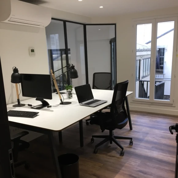 Bureau privé 27 m² 8 postes Location bureau Rue de Tocqueville Paris 75017 - photo 7