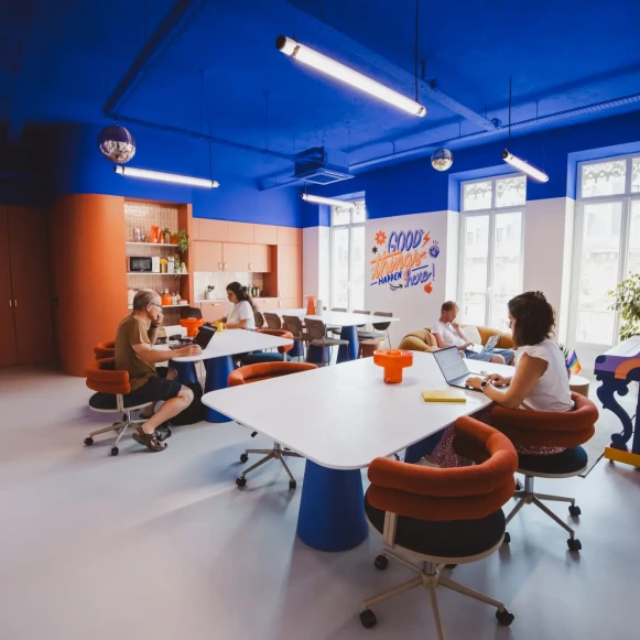 Open Space  12 postes Location bureau Rue Félix Poulat Grenoble 38000 - photo 1