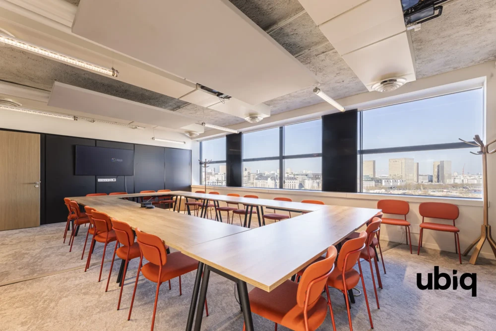 Espace indépendant - 75012 - 100 postes - 45000€