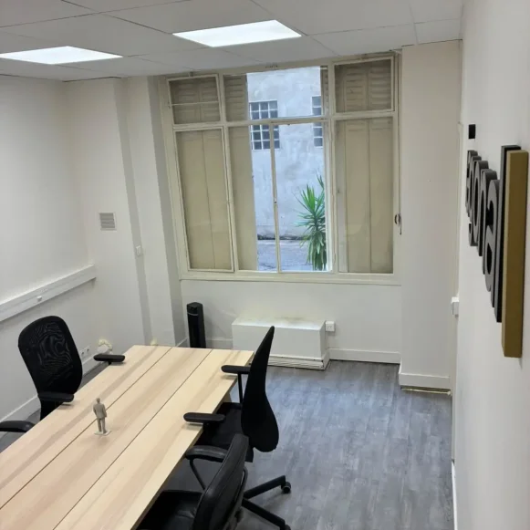 Espace indépendant 40 m² 10 postes Location bureau Boulevard Richard-Lenoir Paris 75011 - photo 9