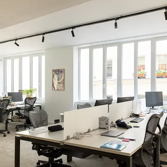 Espace indépendant 164 m² 26 postes Location bureau Rue Montmartre Paris 75002 - photo 9