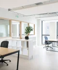 Open Space - 75020 - 17 postes - 360€