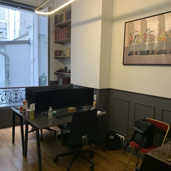 Espace indépendant 30 m² 6 postes Location bureau Rue Vernier Paris 75017 - photo 5
