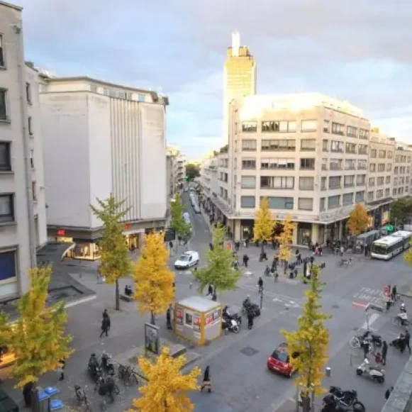 Bureau privé 13 m² 3 postes Coworking Rue du Calvaire Nantes 44000 - photo 3