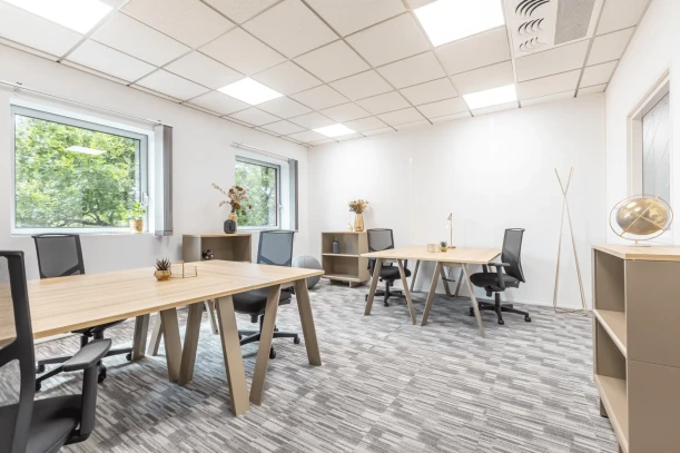 Bureau privé - 33600 - 5 postes - 1233€