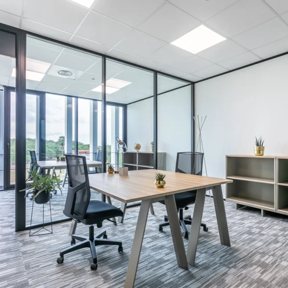 Bureau privé 26 m² 4 postes Coworking Allée des Acacias Mérignac 33700 - photo 1