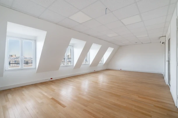 Espace indépendant - 75017 - 30 postes - 18000€