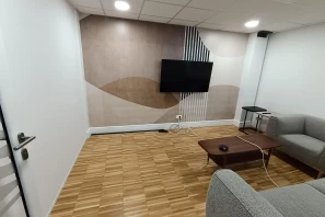 Open Space - 75019 - 10 postes - 400€