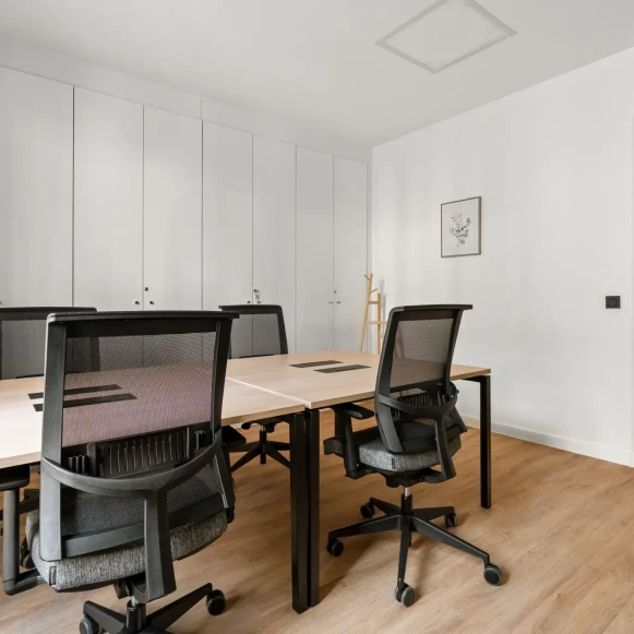 Espace indépendant 380 m² 50 postes Location bureau Avenue Carnot Paris 75017 - photo 12