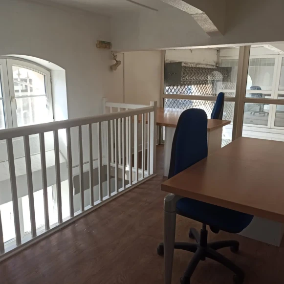 Bureau privé 60 m² 9 postes Location bureau Rue Jules Guesde Bordeaux 33800 - photo 11