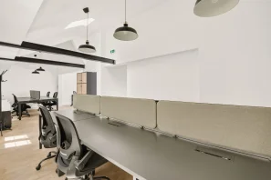 Espace indépendant - 75002 - 22 postes - 8000€