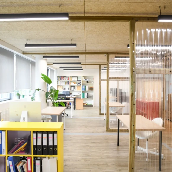 Open Space  4 postes Coworking Rue de Châteaudun Ivry-sur-Seine 94200 - photo 2