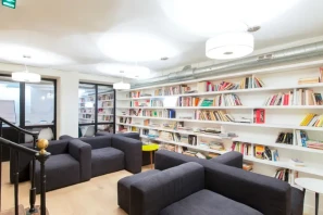 Bureau privé - 75004 - 20 postes - 7500€