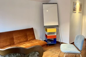 Open Space - 59800 - 14 postes - 250€