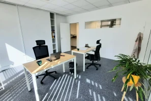 Open Space - 69410 - 1 poste - 300€