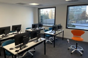 Open Space - 92400 - 12 postes - 550€