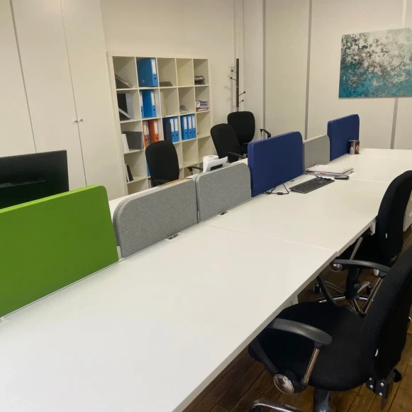 Bureau privé 32 m² 8 postes Location bureau Rue du Renard Paris 75004 - photo 3