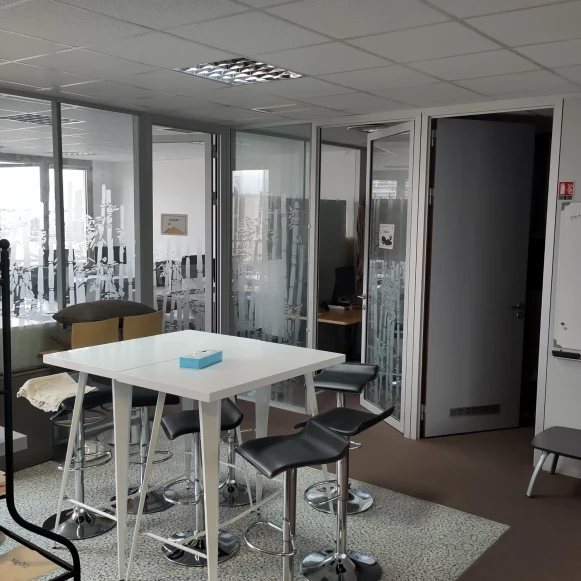 Bureau privé 107 m² 26 postes Location bureau Avenue Philippe Auguste Paris 75011 - photo 3