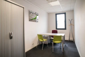 Bureau privé - 69007 - 2 postes - 650€