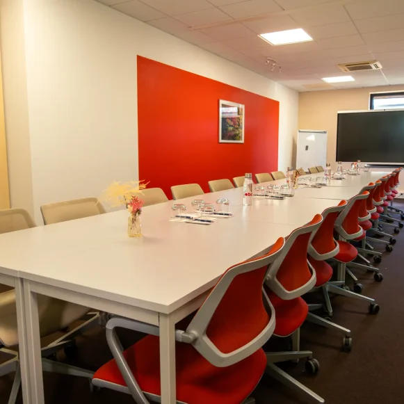 Bureau privé 20 m² 4 postes Location bureau Rue des Cigognes Entzheim 67960 - photo 4