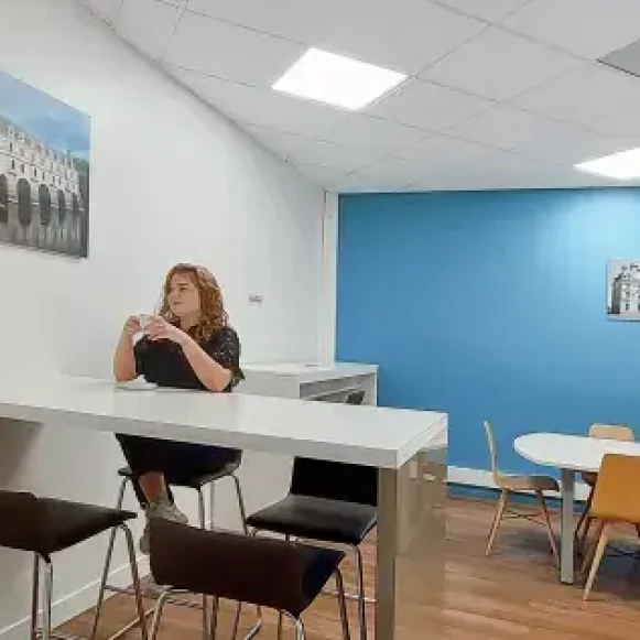 Bureau privé 25 m² 5 postes Coworking Passage de la Râpe Orléans 45000 - photo 6