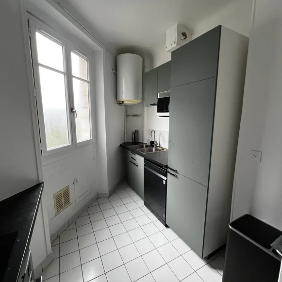 Bureau privé 20 m² 3 postes Location bureau Boulevard de Picpus Paris 75012 - photo 5