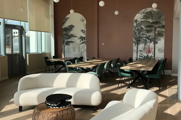 Bureau privé - 69740 - 3 postes - 849€