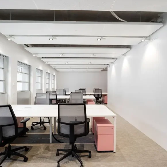 Bureau privé 65 m² 17 postes Coworking Boulevard Voltaire Paris 75011 - photo 1