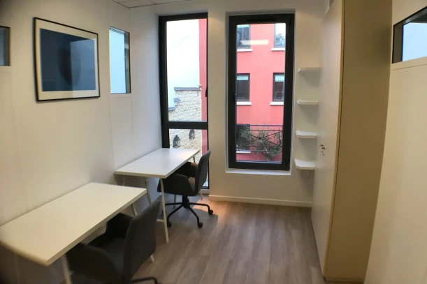 Bureau privé - 92110 - 2 postes - 1150€