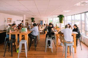 Open Space - 31000 - 4 postes - 240€