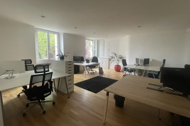Bureau privé - 44000 - 10 postes - 2100€