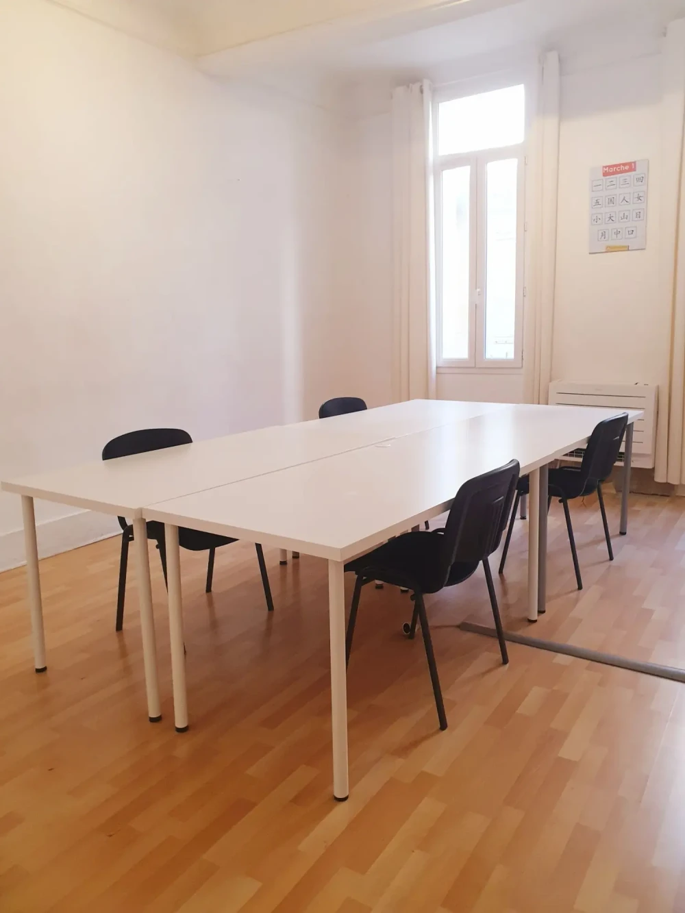 Bureau privé - 34000 - 5 postes - 930€