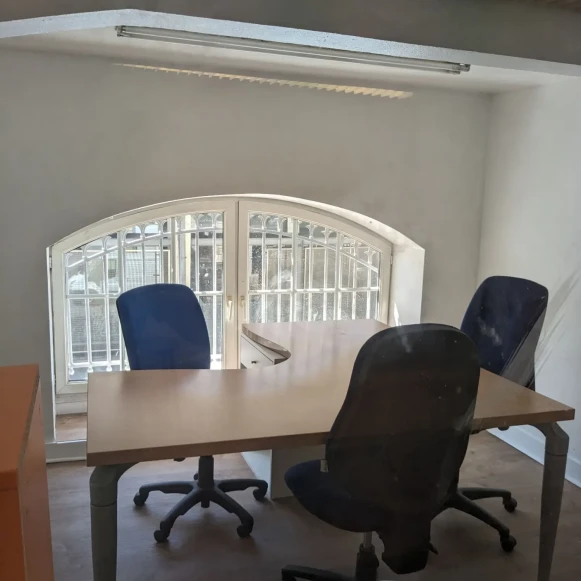 Bureau privé 60 m² 9 postes Location bureau Rue Jules Guesde Bordeaux 33800 - photo 10