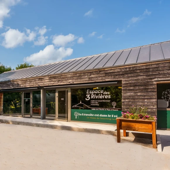 Bureau privé 15 m² 2 postes Location bureau Place Osburg Velars-sur-Ouche 21370 - photo 6