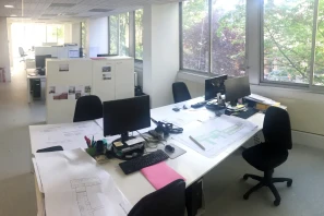 Open Space - 75020 - 50 postes - 365€