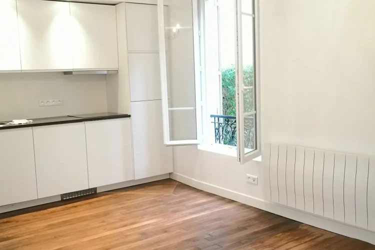 Espace indépendant - 92210 - 9 postes - 1650€