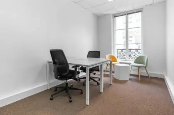 Bureau privé - 75008 - 6 postes - 3159€
