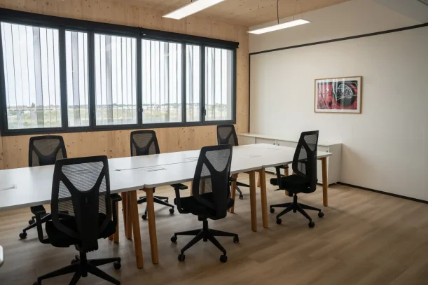 Bureau privé - 34000 - 6 postes - 1816€