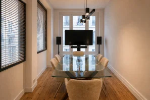 Espace indépendant - 75010 - 30 postes - 9500€