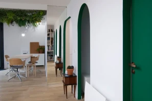 Open Space - 93100 - 2 postes - 240€