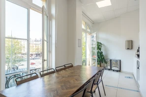 Bureau privé - 75011 - 92 postes - 59000€