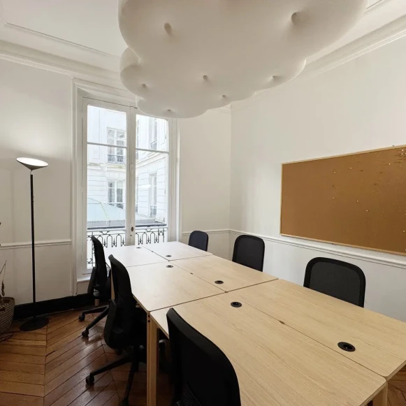 Espace indépendant 100 m² 18 postes Location bureau Rue de Châteaudun Paris 75009 - photo 4