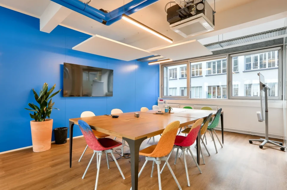 Hiptown - Canal Saint Martin